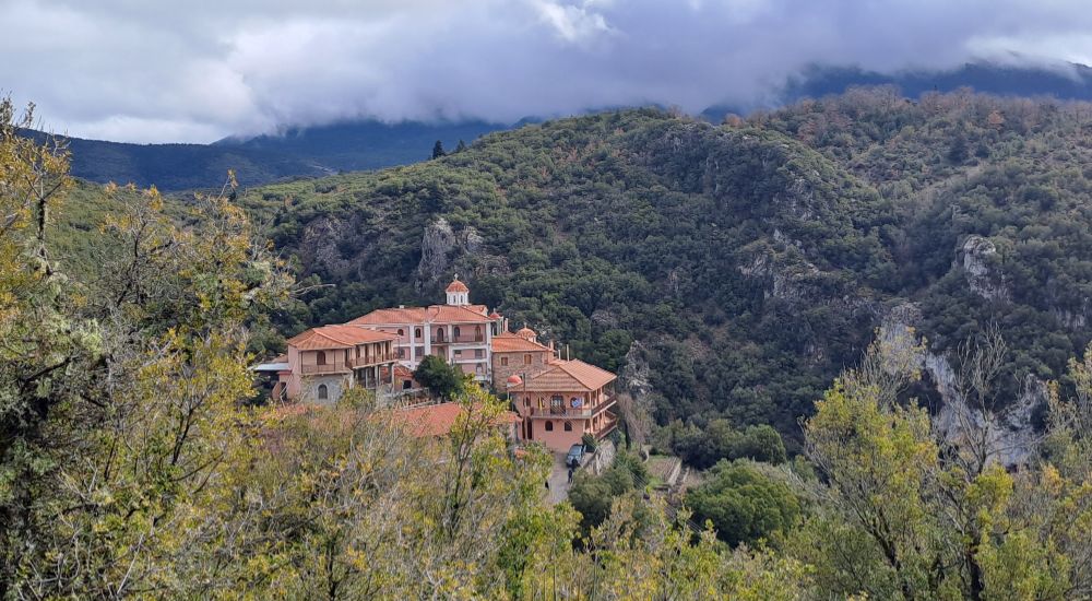 Menalon trail 6 Peloponnese, the Panagia monastery