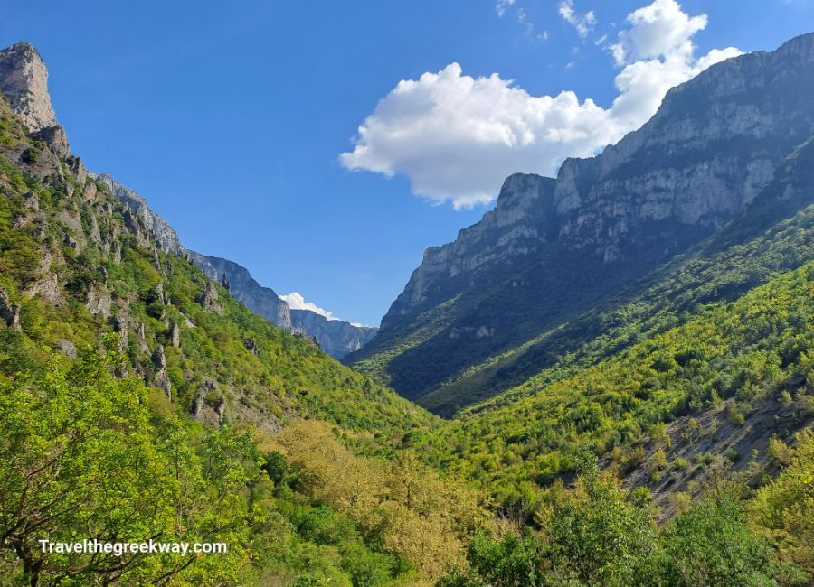 Breathtaking panoramic view of the impressive Vikos Gorge landscape.