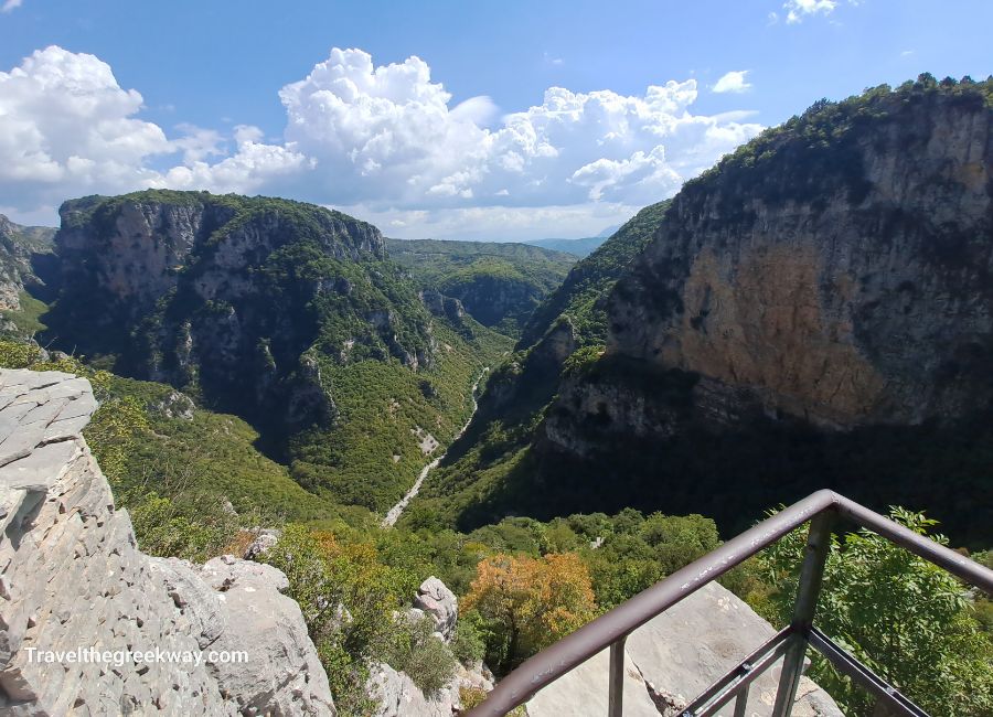 Breathtaking panoramic view of the impressive Vikos Gorge landscape.